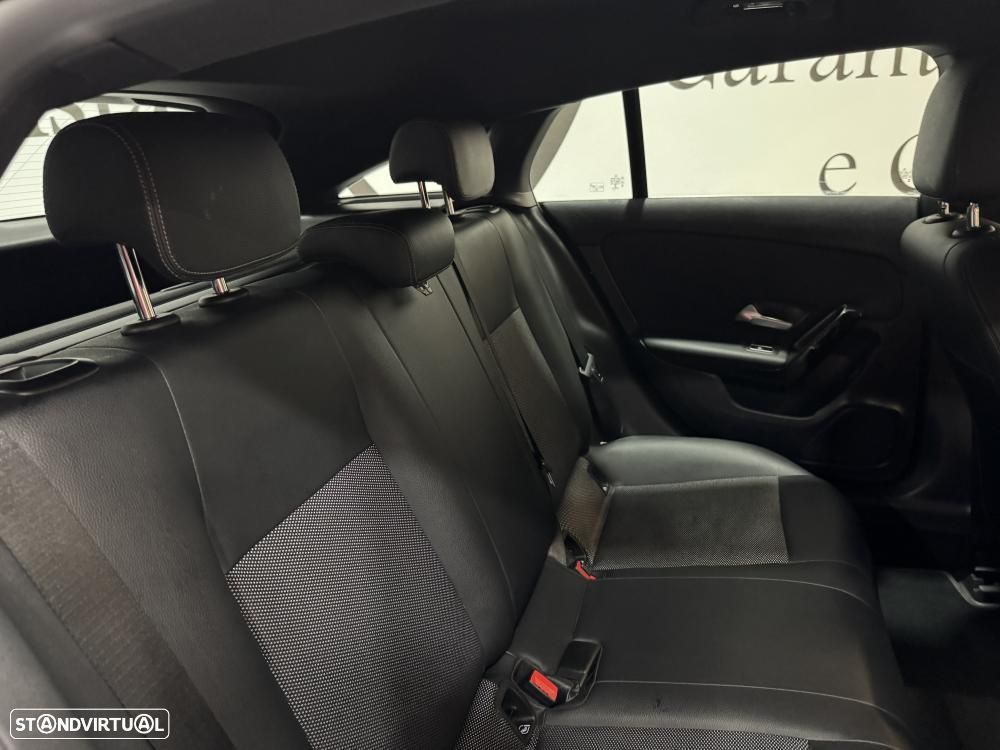 Mercedes-Benz CLA 180 d Shooting Brake Business Solutions - 41