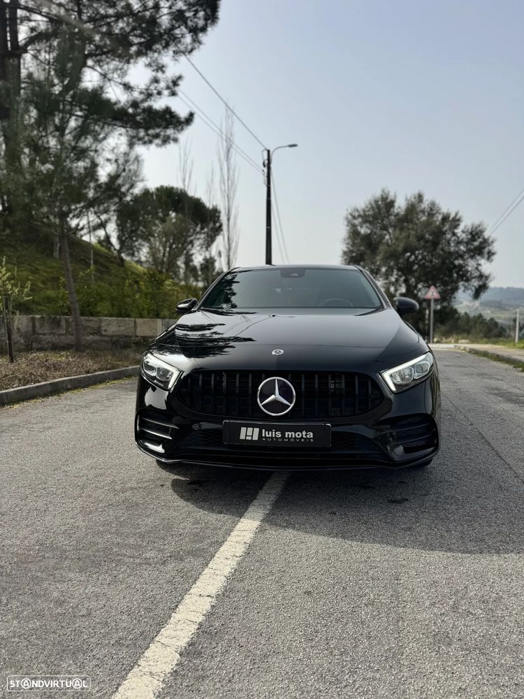 Mercedes-Benz A 250 e AMG Line - 4