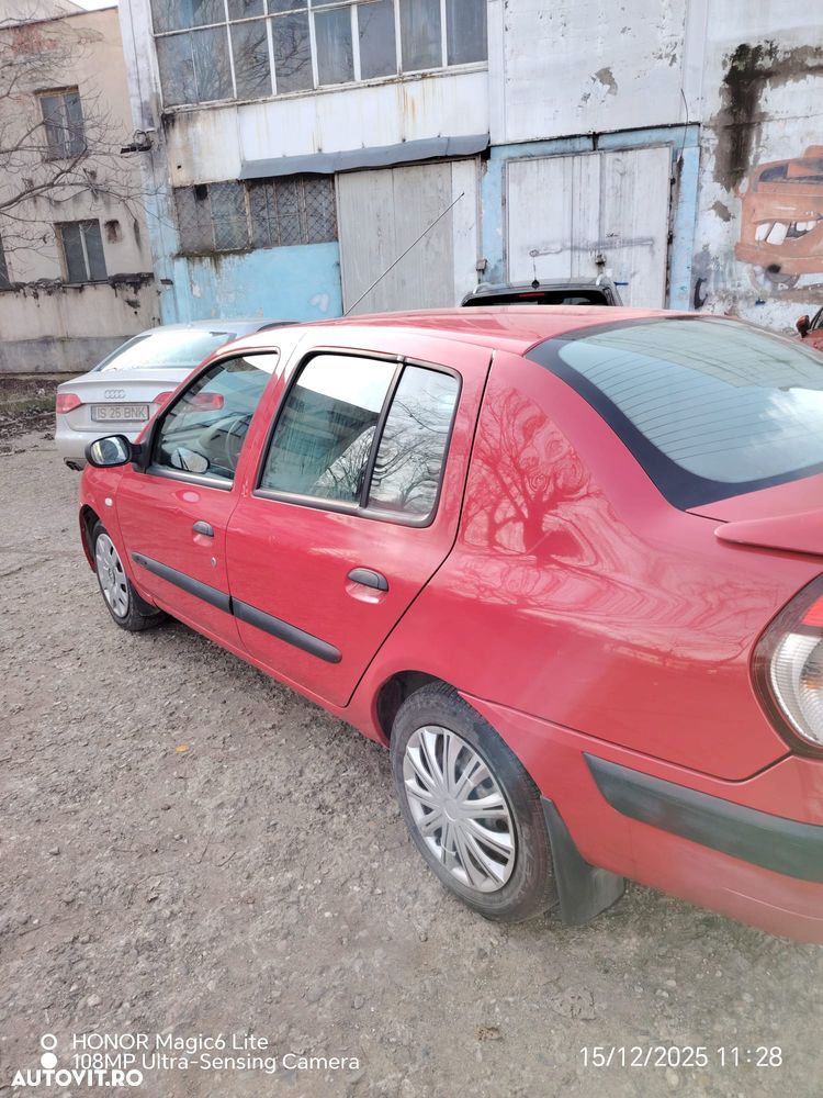 Renault Clio ver-clio-1-5dci - 4