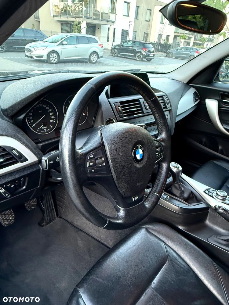 BMW Seria 1 116d DPF - 11