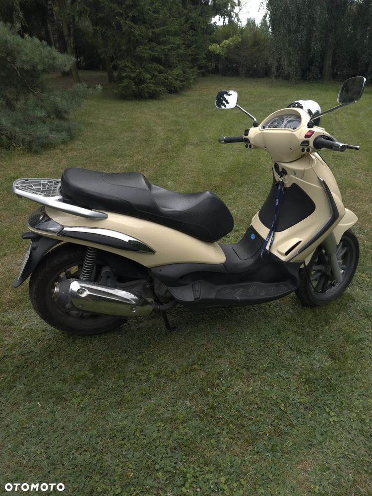 Piaggio Beverly - 4
