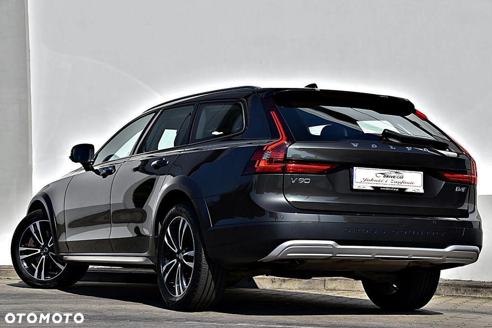 Volvo V90 Cross Country D4 AWD Pro - 3