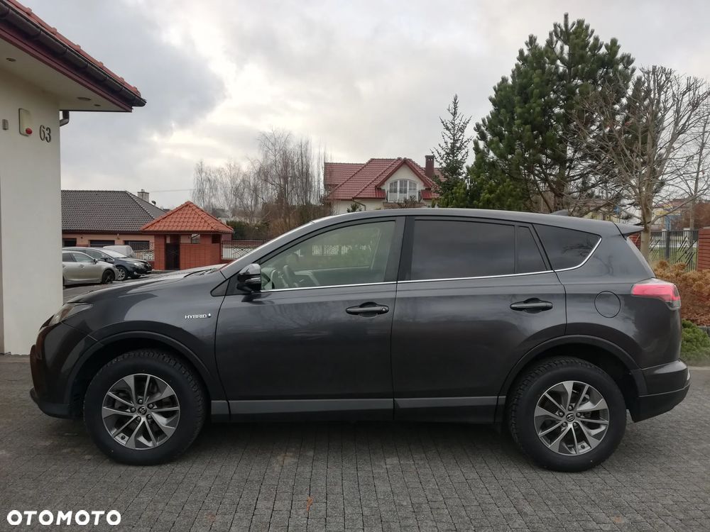 Toyota RAV4 - 7