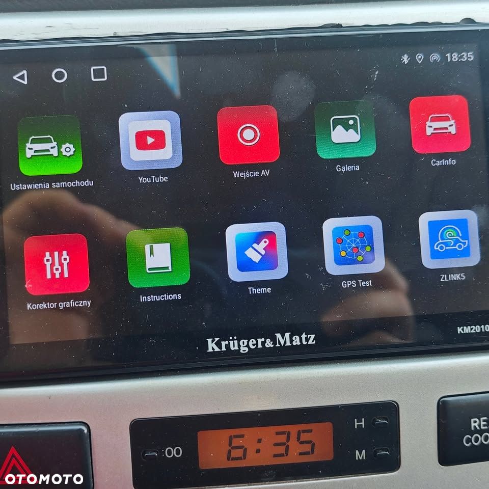 Toyota Avensis Verso - 9