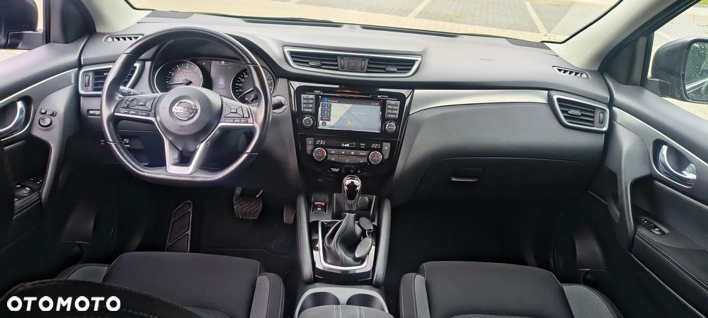 Nissan Qashqai 1.2 DIG-T N-Connecta Xtronic - 9