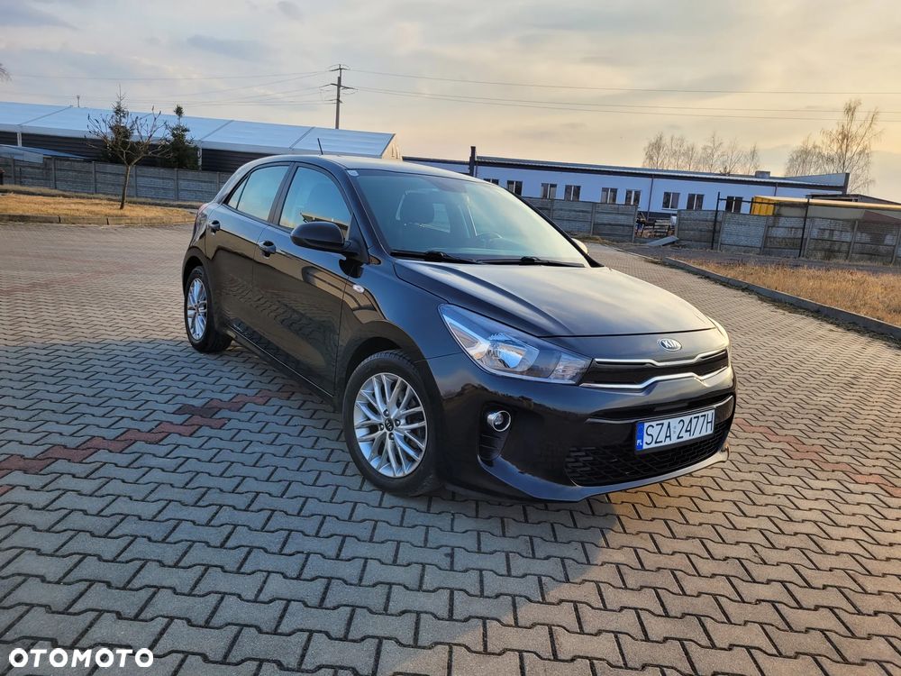 Kia Rio 1.2 XL Business Line - 35