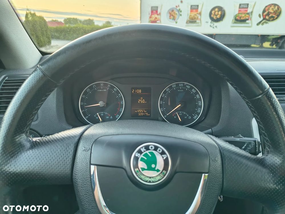 Skoda Octavia 1.6 TDI Ambition - 11