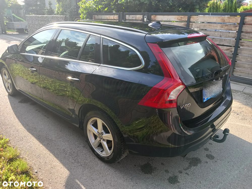 Volvo V60 D3 Summum - 5