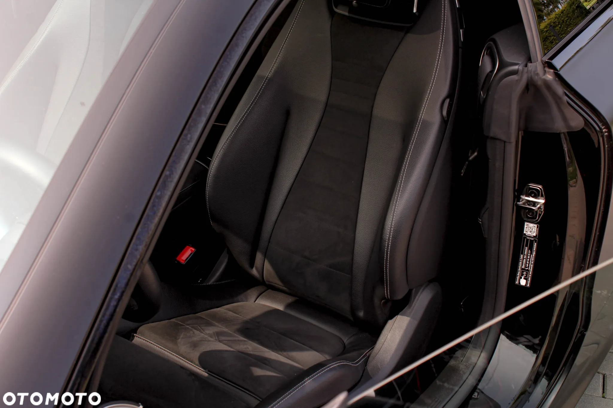Mercedes-Benz Klasa E 400 d Coupe 4-Matic AMG - 24