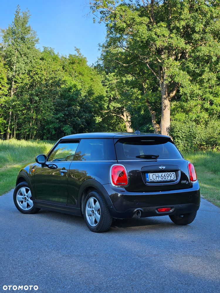 MINI ONE D Blackyard - 4
