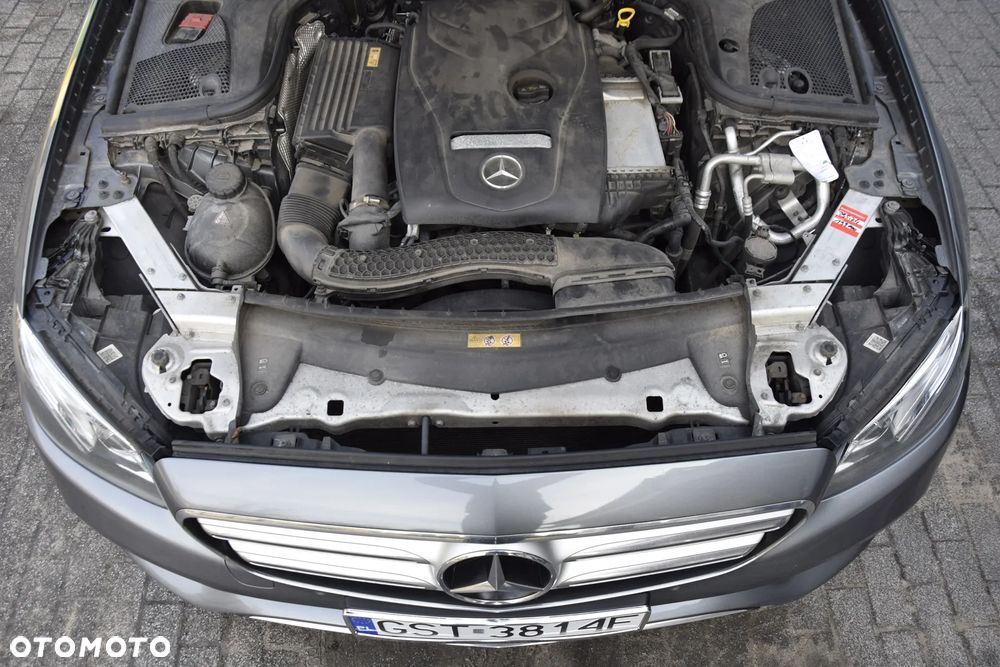 Mercedes-Benz Klasa E 200 9G-TRONIC Avantgarde - 21