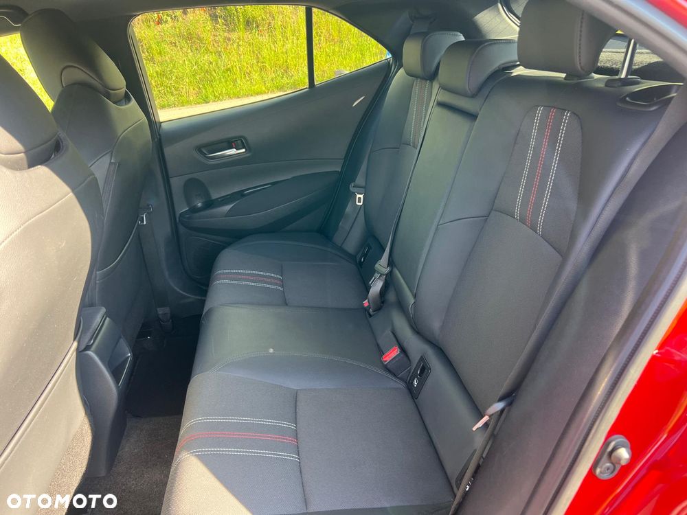 Toyota Corolla 1.8 Hybrid GR Sport - 23