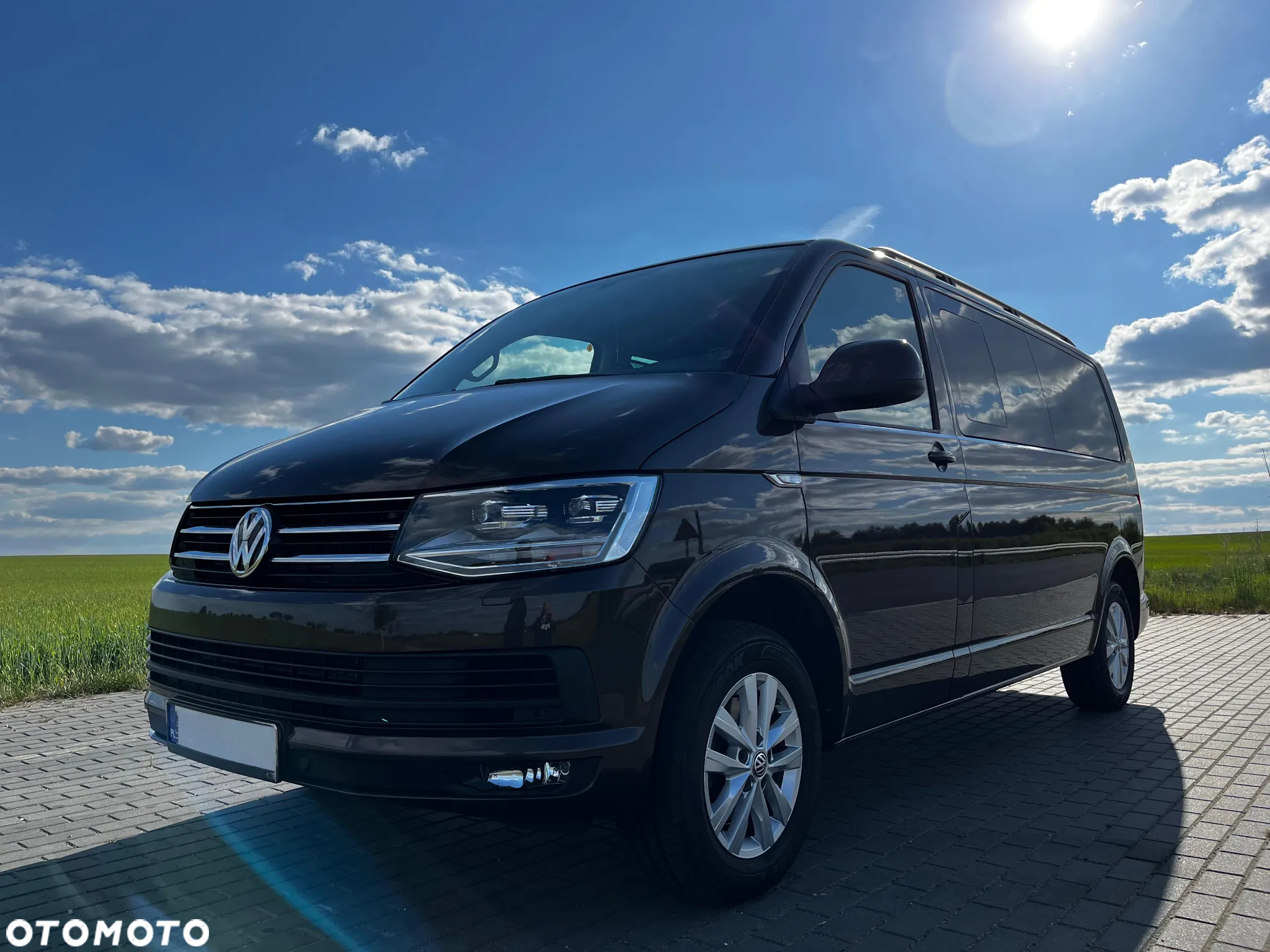 Volkswagen Caravelle 2.0 TDI L2 Comfortline - 16