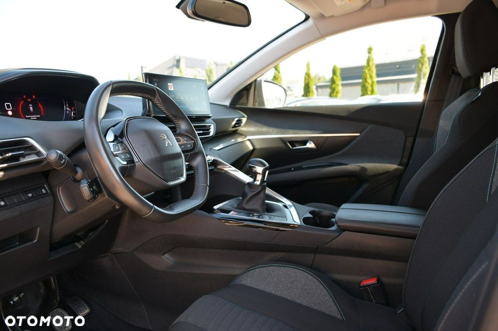 Peugeot 3008 1.2 PureTech Active Pack S&S - 15