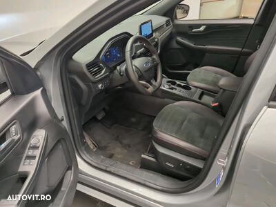 Ford Kuga - 3