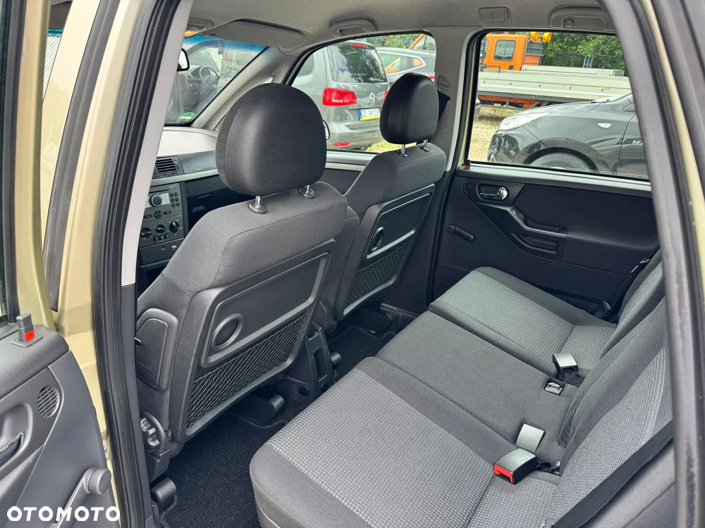 Opel Meriva 1.4 Essentia - 13