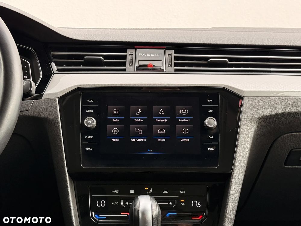 Volkswagen Passat 1.5 TSI OPF DSG Business - 33