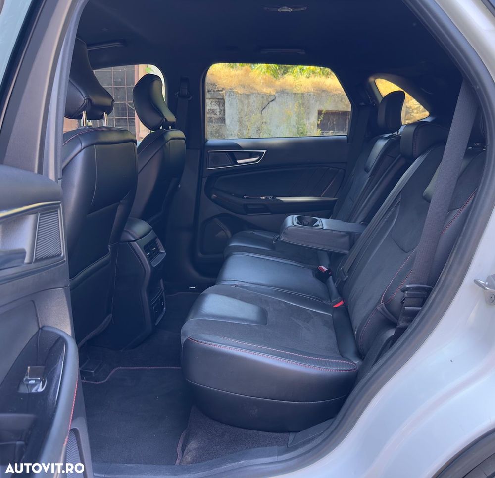 Ford Edge 2.0 Panther A8 AWD ST Line - 11