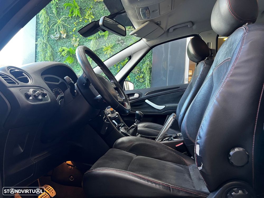 Ford S-Max 2.2 TDCi Titanium 7L - 8