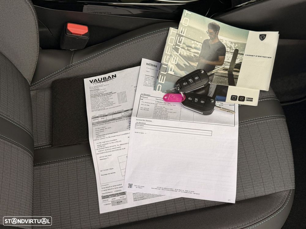 Peugeot 208 1.2 PureTech Allure - 42