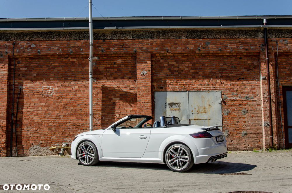 Audi TT S Roadster - 4