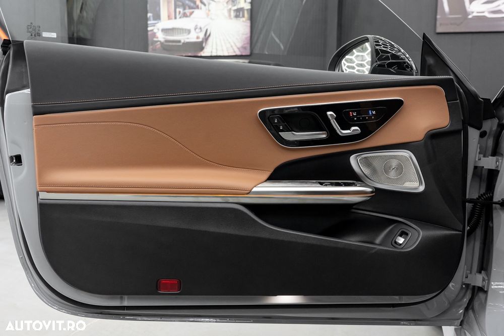 Mercedes-Benz CLE 300 4MATIC Aut. MHEV - 39