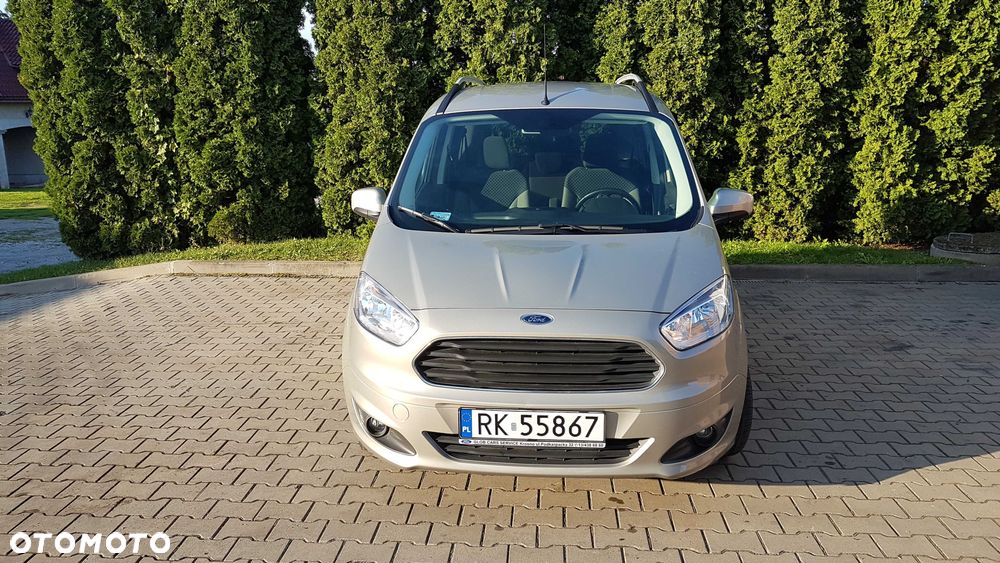 Ford Tourneo Courier - 2
