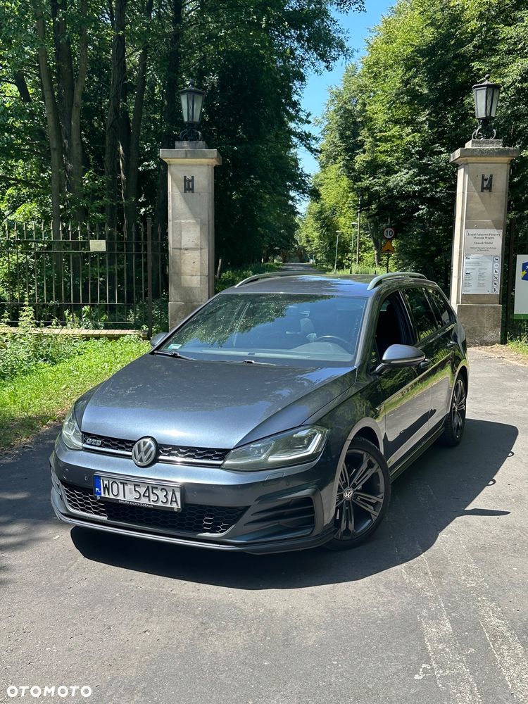 Volkswagen Golf 2.0 TDI BMT GTD - 1
