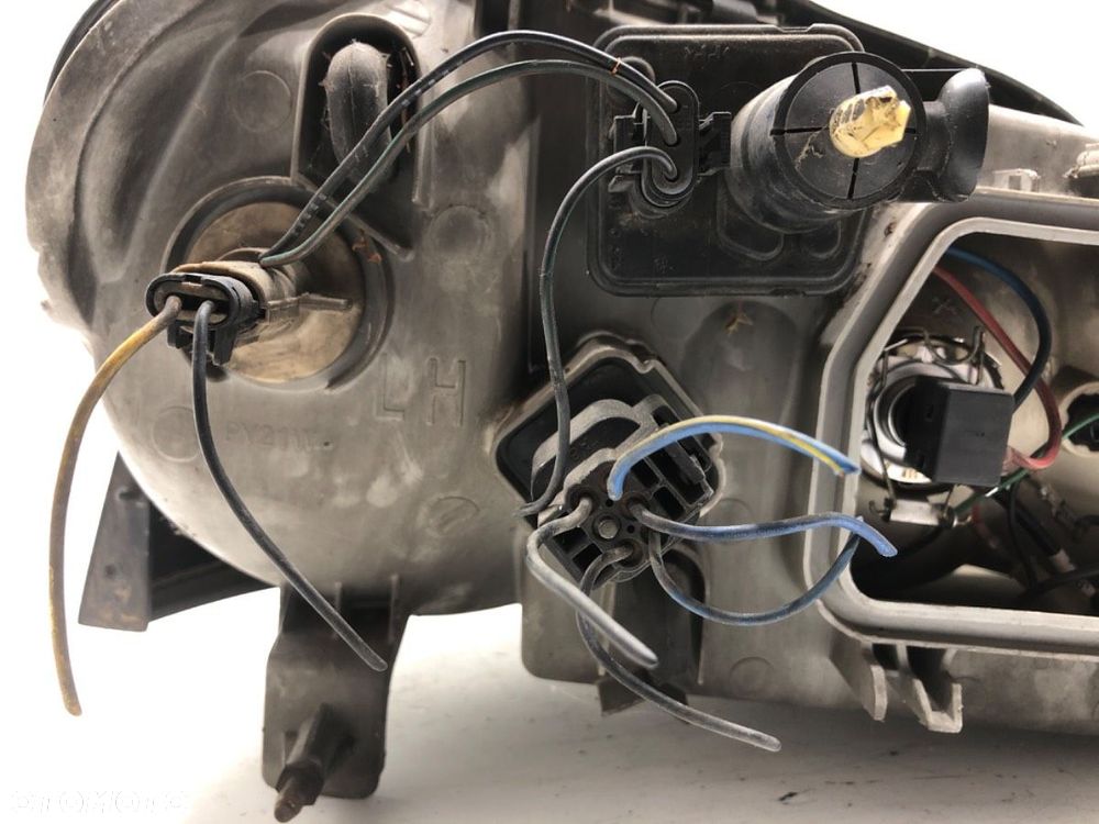 REFLEKTOR LEWY PRZÓD  SSANGYONG CHAIRMAN (HT_) 1997 - 2022 3.2 165 kW [225 KM] benzyna 2011 - 2022 - 5