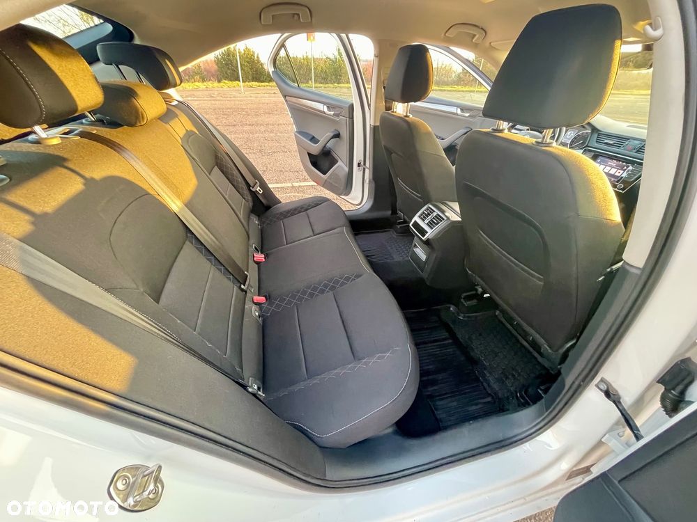 Skoda Superb 1.6 TDI Active - 12