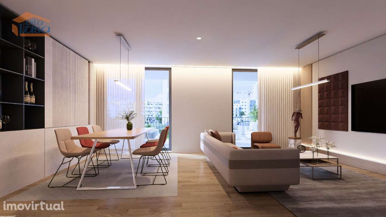 Armação de Pera T2+1 Novo 2 frentes 2 varandas e garagem - Grande imagem: 2/29