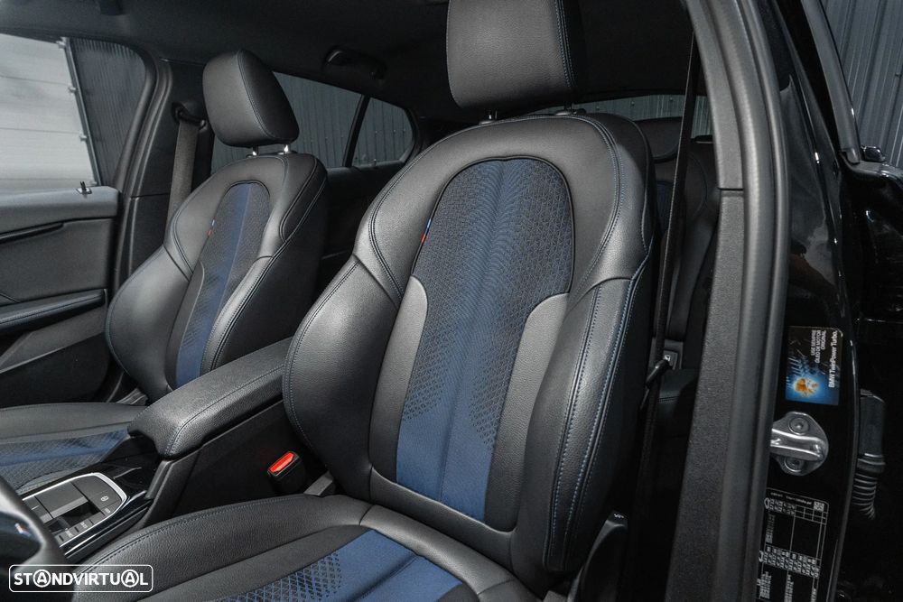 BMW 118 i Pack Desportivo M Auto - 22