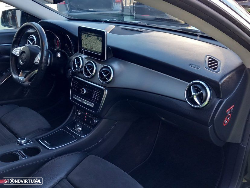 Mercedes-Benz CLA 200 - 8