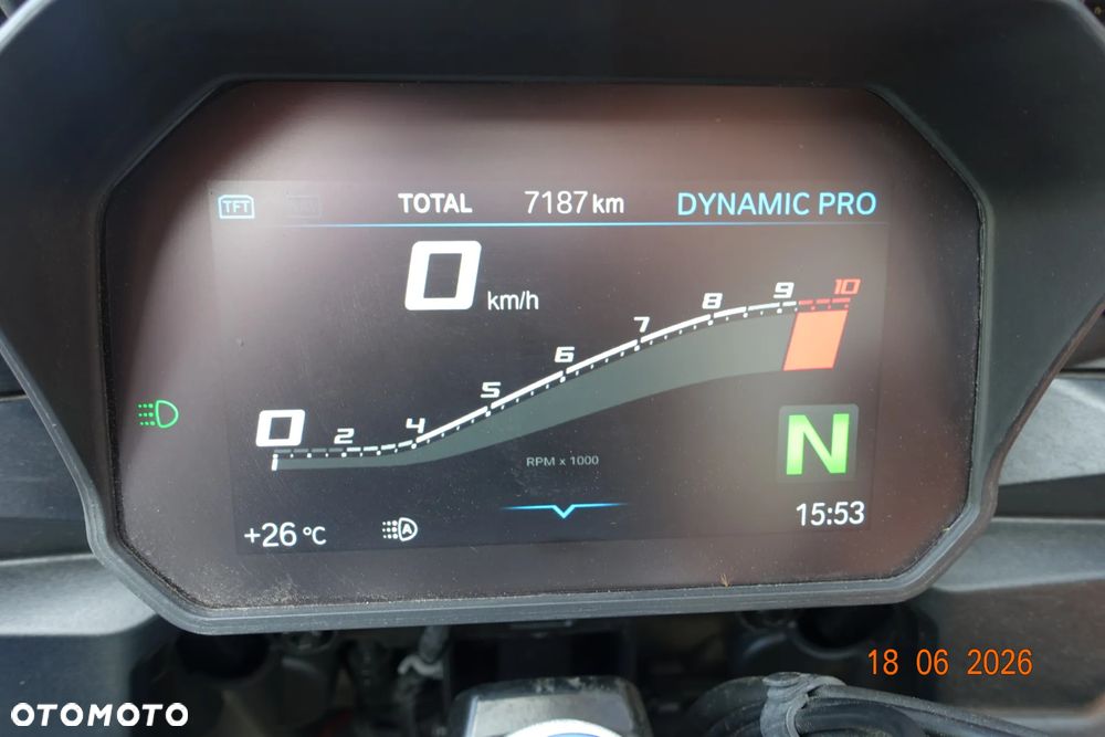 BMW XR - 12