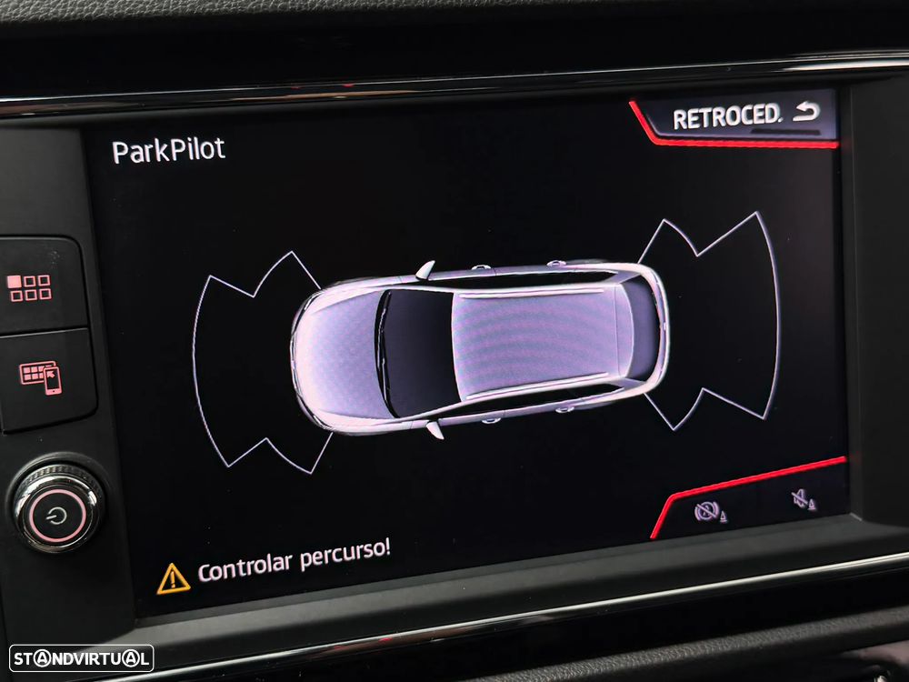 SEAT Leon ST 1.6 TDI FR DSG S/S - 22