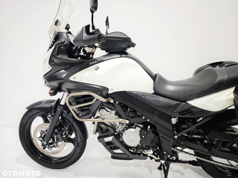 Suzuki V-STROM - 16