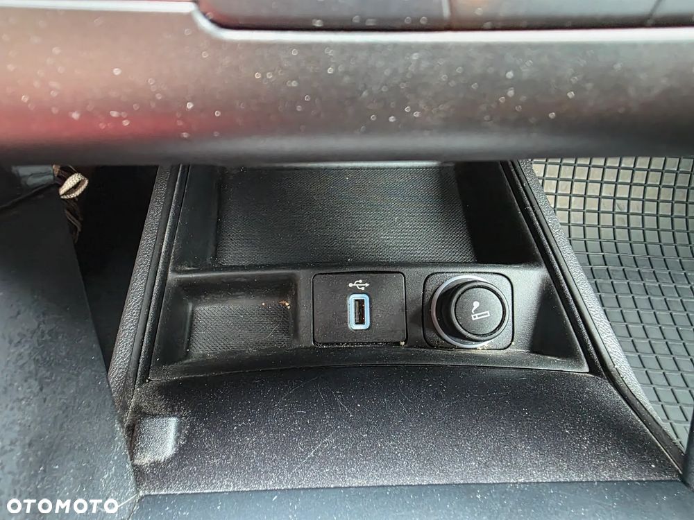 Ford Mondeo 2.0 TDCi Titanium - 29