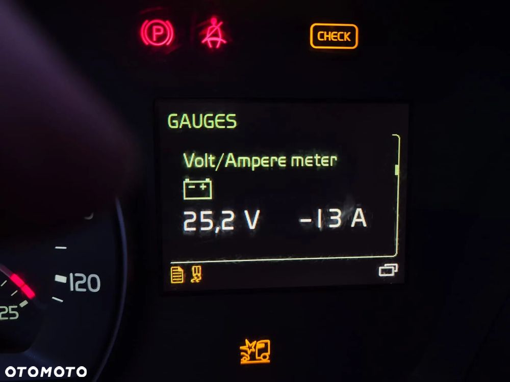 Volvo FH GLOBETROTTER - 36