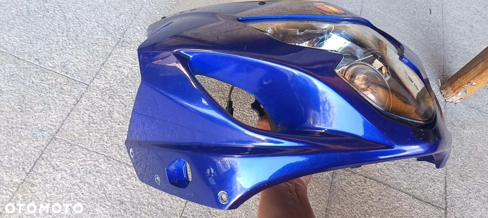 SUZUKI GSXR K4 600 750 LAMPA PRZÓD REFLEKTOR CZASZA OWIEWKA szyba - 4