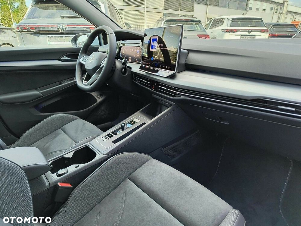 Volkswagen Golf VIII 2.0 TDI Life DSG - 9