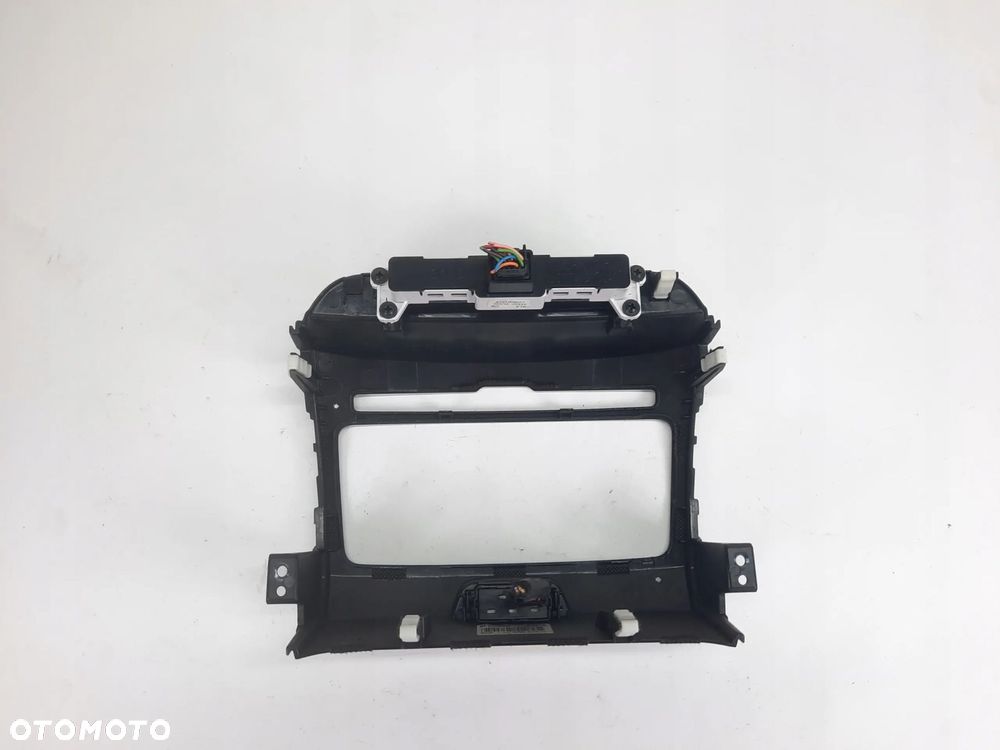 KIA SPORTAGE III RAMKA RADIA NAWIGACJI - 4