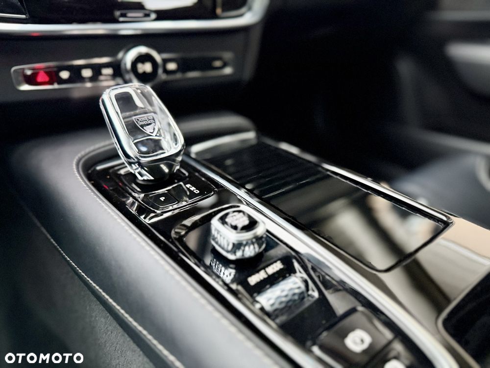 Volvo V90 T8 Twin Engine AWD Geartronic Inscription - 26