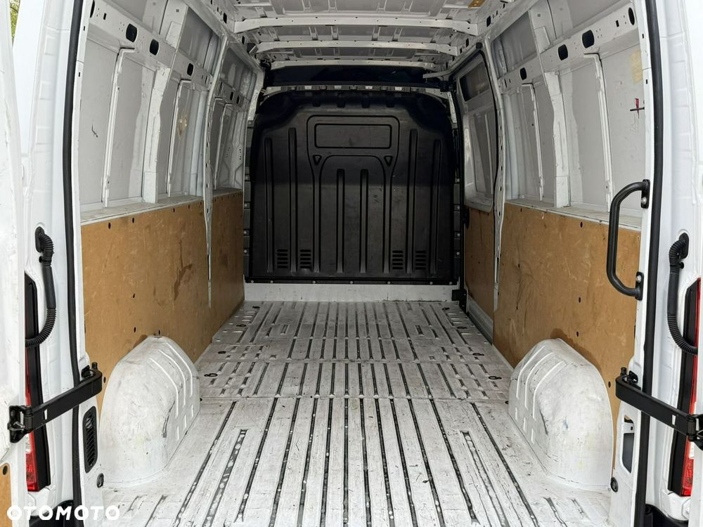 Opel Movano - 13