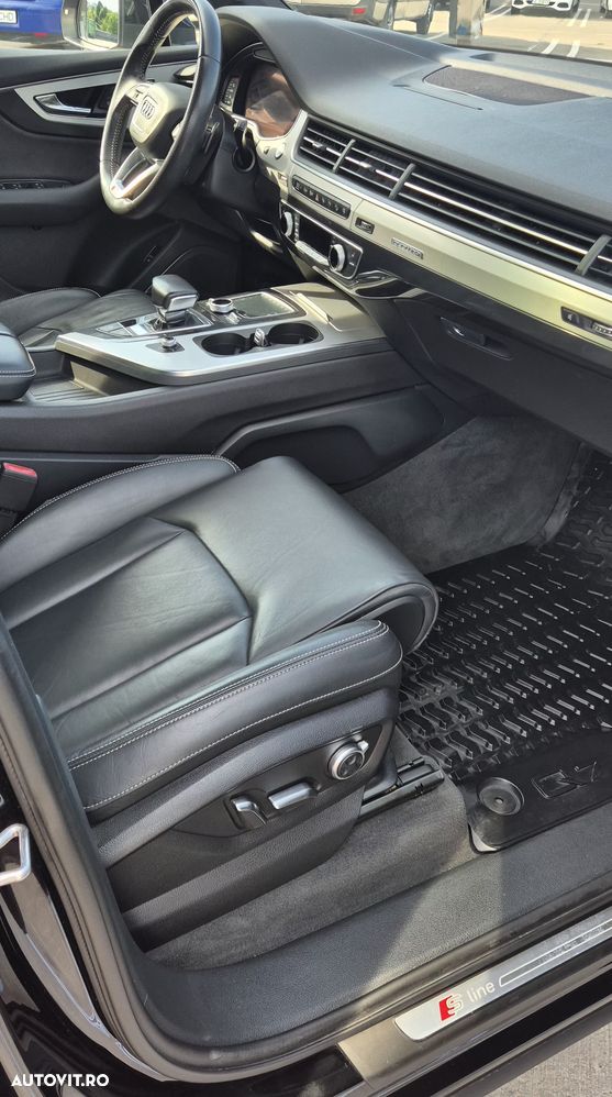 Audi Q7 - 8