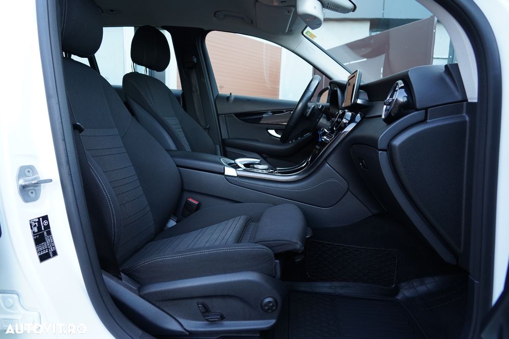 Mercedes-Benz GLC 220 d 4MATIC 9G-TRONIC - 17