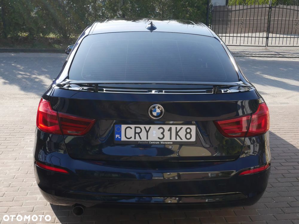 BMW Seria 3 318d Sport Line - 17