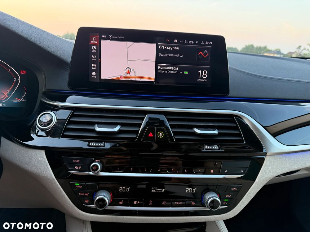 BMW Seria 5 520d Luxury Line - 24