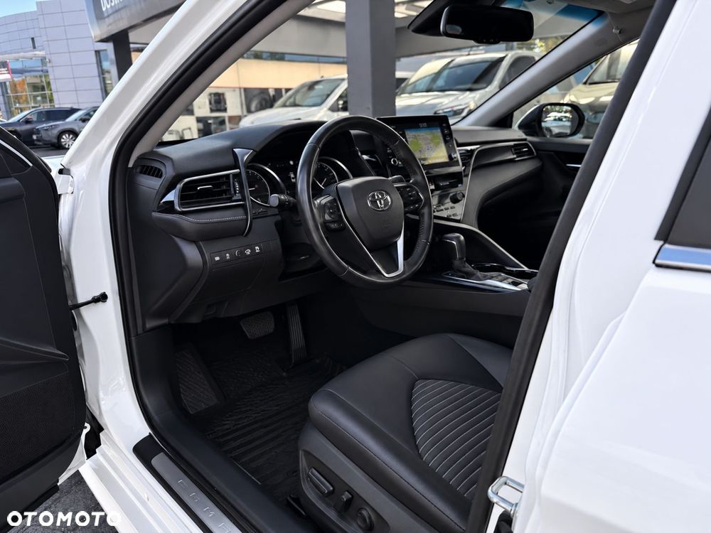 Toyota Camry 2.5 Hybrid Prestige CVT - 14