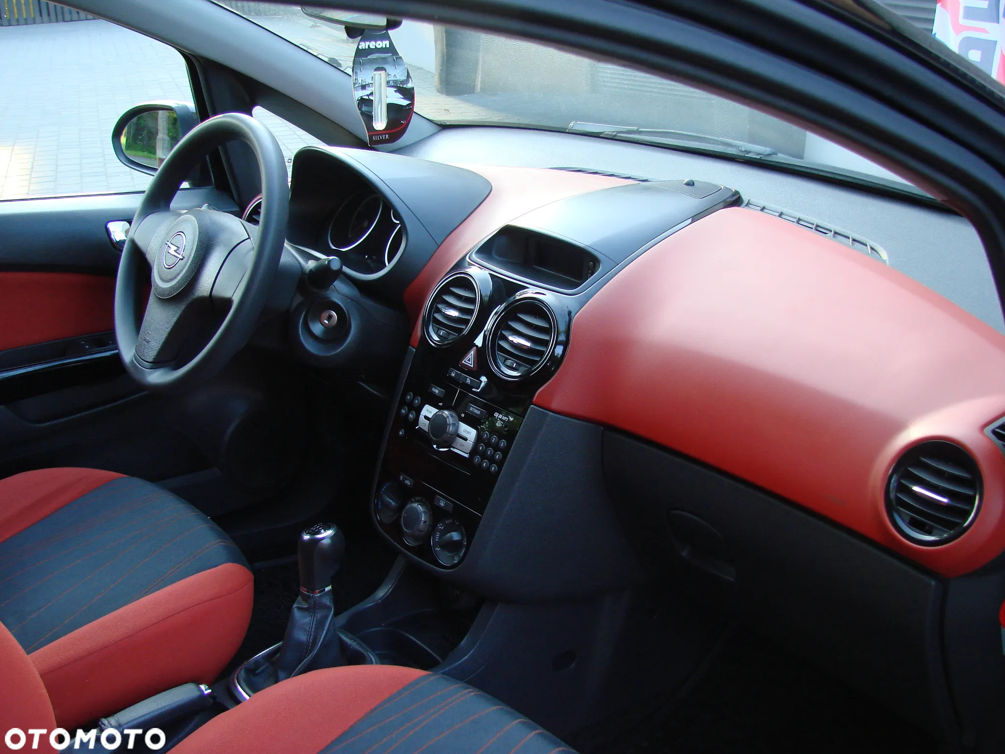 Opel Corsa - 17