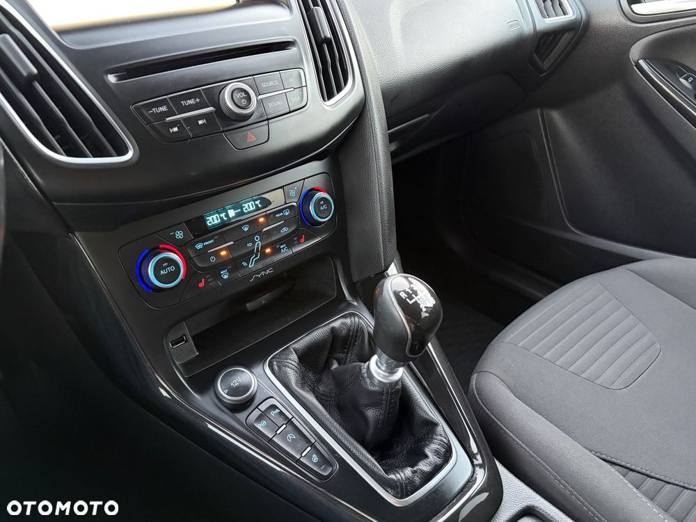 Ford Focus - 17